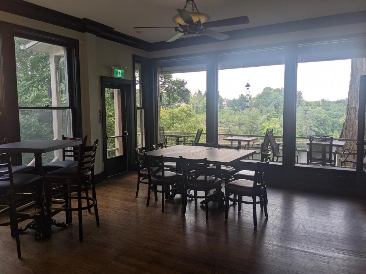 Inn At The Falls 布雷斯布里奇 外观 照片
